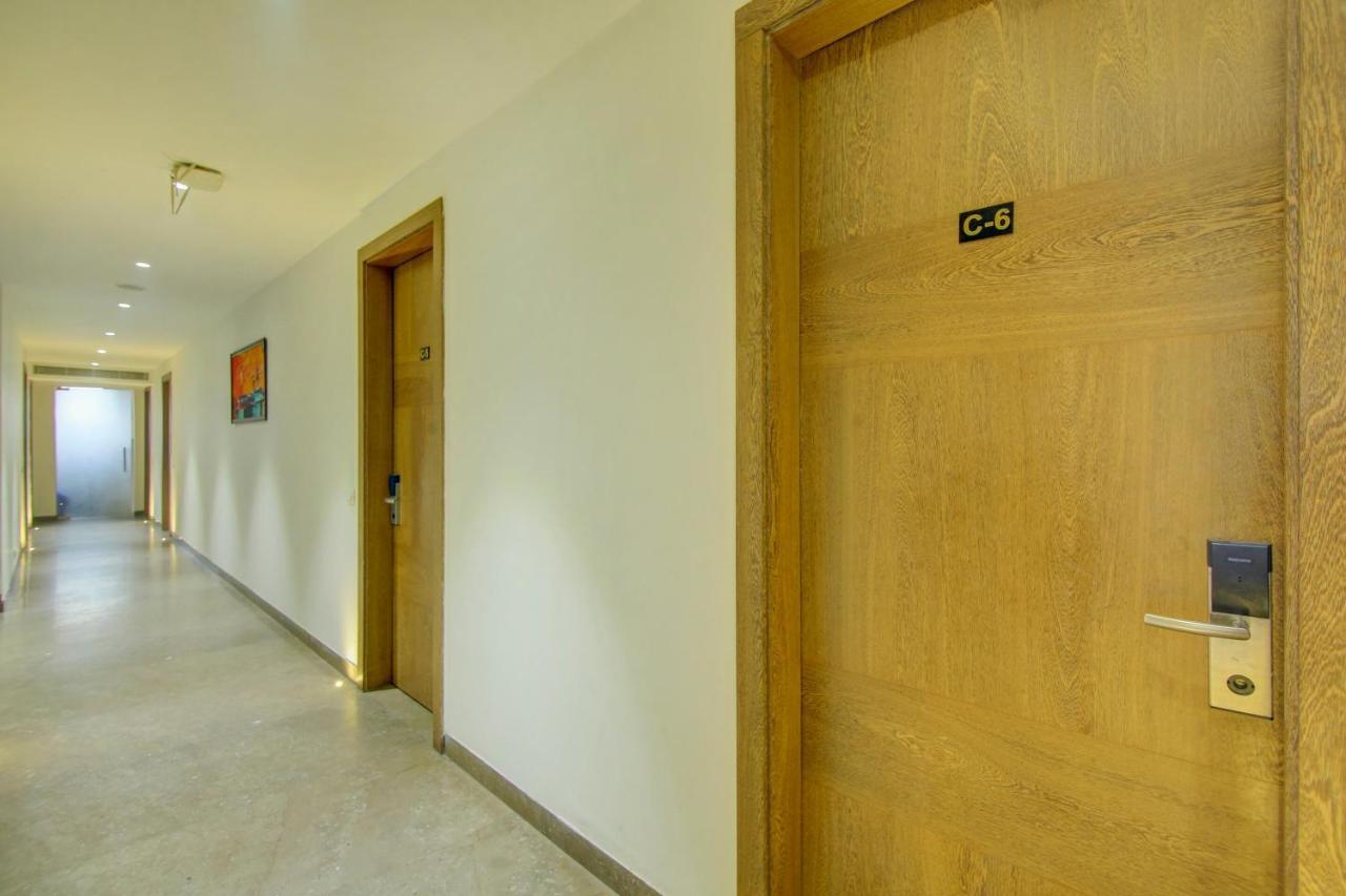 Townhouse Oak Hotel Dev Palace Делі Екстер'єр фото